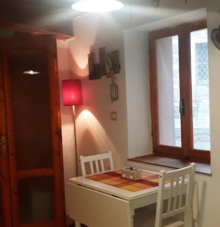 Villa Ca' Du Barbe: Tra Le Alpi E Il Mare Mendatica Exterior foto